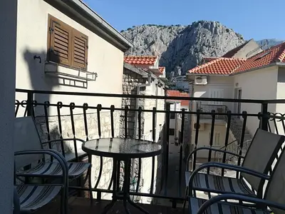 Pogled na planine ili pogled na planine iz apartmana