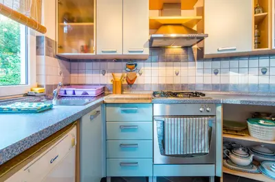 Kuhinja ili čajna kuhinja u objektu Holiday Home Gata 7