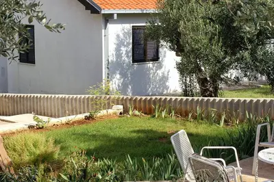 Tlocrt objekta Apartments with a parking space Splitska, Brac - 9657