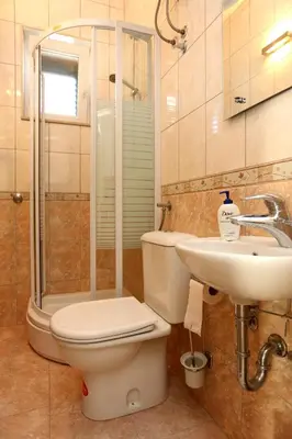Kupaonica u objektu Apartments with parking space Stanici, Omis - 10324