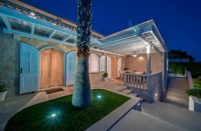 Tlocrt objekta Seaside luxury villa with a swimming pool Puntinak, Brac - 2964
