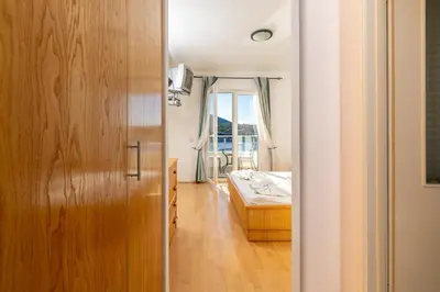 Krevet ili kreveti u jedinici u objektu Rooms by the sea Cove Pokrivenik, Hvar - 2069