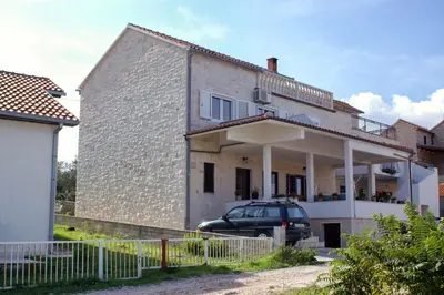 Tlocrt objekta Apartments with a parking space Splitska, Brac - 2858
