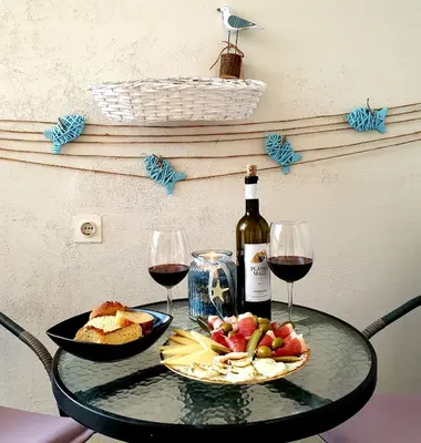 Hrana u apartmanu ili u blizini