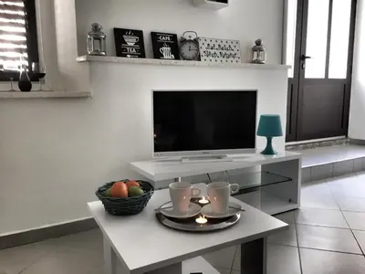 Kuhinja ili čajna kuhinja u objektu Apartment Estera