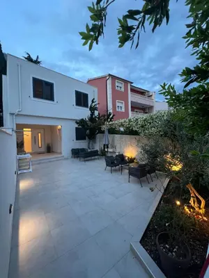 Zgrada u kojoj se nalazi apartman