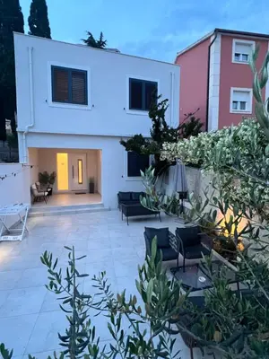 Zgrada u kojoj se nalazi apartman