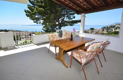 Pogled na more ili pogled na more iz apartmana