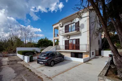 Zgrada u kojoj se nalazi apartman