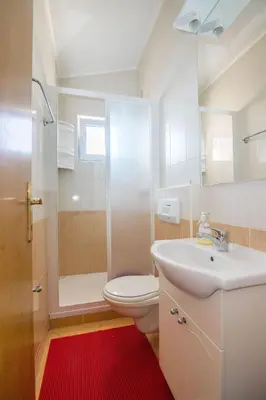Kupaonica u objektu Apartments Galic