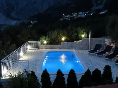 Bazen u objektu Holiday Home Chill Zone ili u blizini