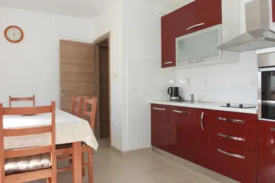 Kuhinja ili čajna kuhinja u objektu Apartment Marina