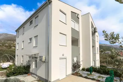 Pogled na planine ili pogled na planine iz apartmana