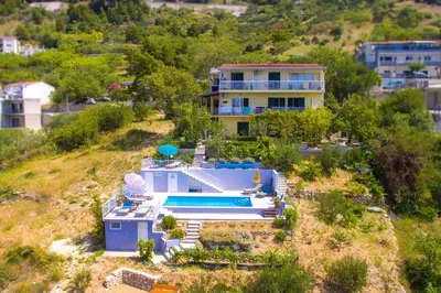 Bazen u objektu Villa Vineyard oaza ili u blizini
