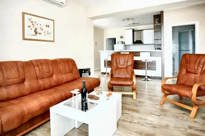 Kuhinja ili čajna kuhinja u objektu Elegant Villa in Brač with Private Pool