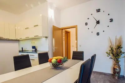 Kuhinja ili čajna kuhinja u objektu Apartments Essentia