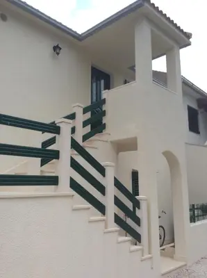 Zgrada u kojoj se nalazi apartman