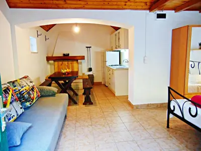 Kuhinja ili čajna kuhinja u objektu House Sv. Lovre