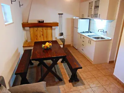 Kuhinja ili čajna kuhinja u objektu House Sv. Lovre