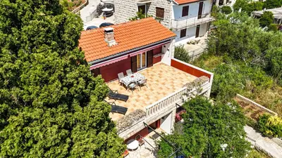 Zgrada u kojoj se nalazi apartman
