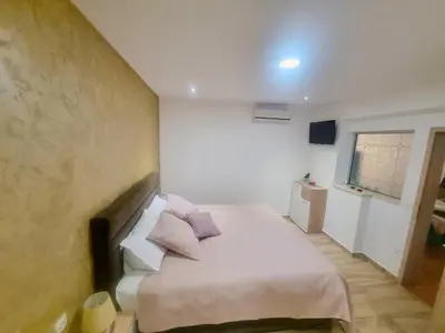 Krevet ili kreveti u jedinici u objektu Apartments Luxury Oasis
