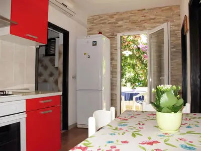 Kuhinja ili čajna kuhinja u objektu Apartment Lila by Interhome