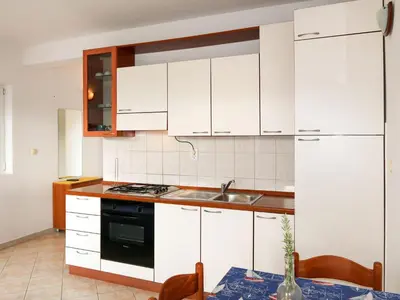 Kuhinja ili čajna kuhinja u objektu Apartment Buda-1 by Interhome