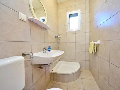 Kupaonica u objektu Holiday Home Tina by Interhome