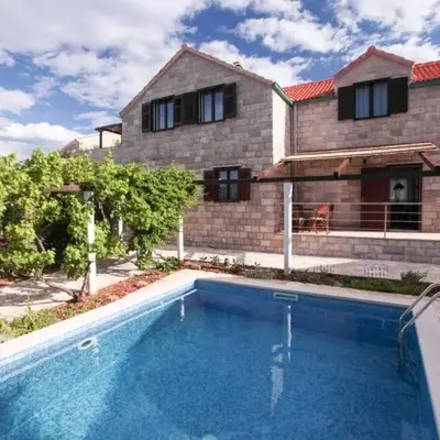 Vila Venecija