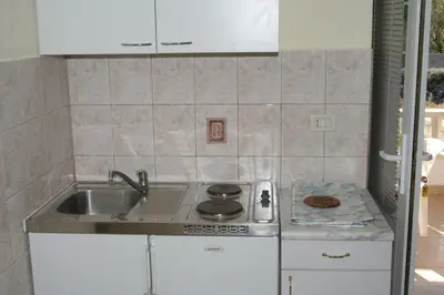 Kuhinja ili čajna kuhinja u objektu Apartments with a parking space Povlja, Brac - 759