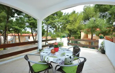 Tlocrt objekta Apartments by the sea Jelsa, Hvar - 12247