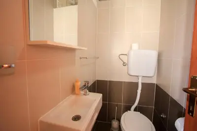 Kupaonica u objektu Robinson Lenka