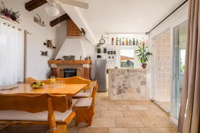 Kuhinja ili čajna kuhinja u objektu Villa Fani