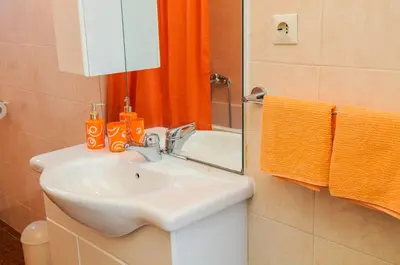 Kupaonica u objektu Anamarija