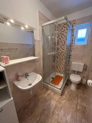 Kupaonica u objektu Apartman Ivica