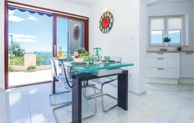 Tlocrt objekta Four-Bedroom Holiday Home In Pisak
