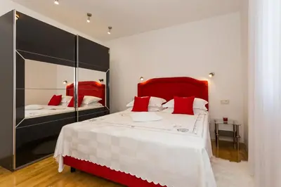 Krevet ili kreveti u jedinici u objektu Villa Sweet Home Marija With Heated Pool