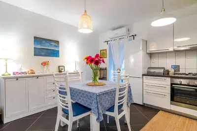Kuhinja ili čajna kuhinja u objektu Humac Villa Vero Apartments