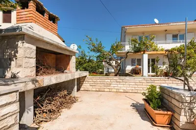 Zgrada u kojoj se nalazi apartman