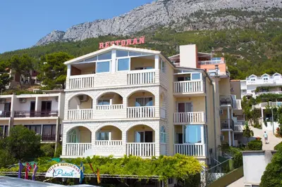 Pogled na planine ili pogled na planine iz aparthotela