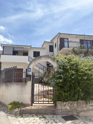 Zgrada u kojoj se nalazi apartman