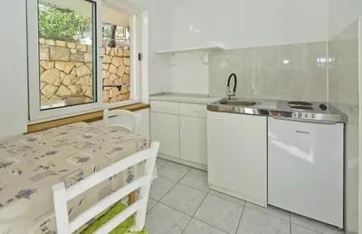 Kuhinja ili čajna kuhinja u objektu Summer Apartments Oliva Hvar