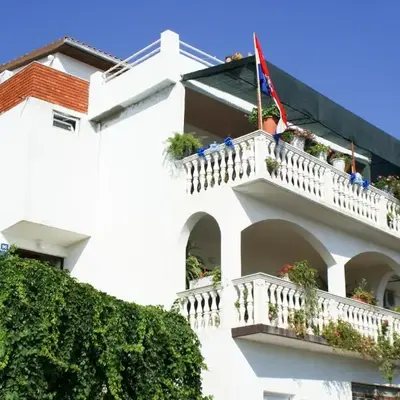 Apartments Suco