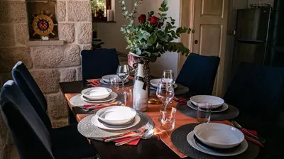 Pića u objektu Dalmatian stone villa with heated pool