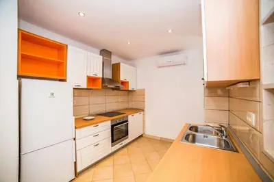 Kuhinja ili čajna kuhinja u objektu Apartments by the sea Bol, Brac - 13665