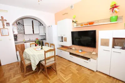 Kuhinja ili čajna kuhinja u objektu Apartman Luna