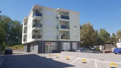 Zgrada u kojoj se nalazi apartman