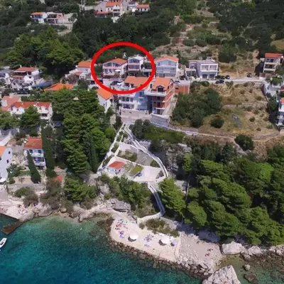 Apartments by the sea Pisak