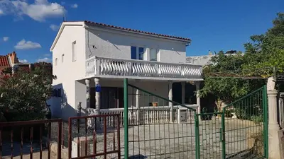 Zgrada u kojoj se nalazi apartman