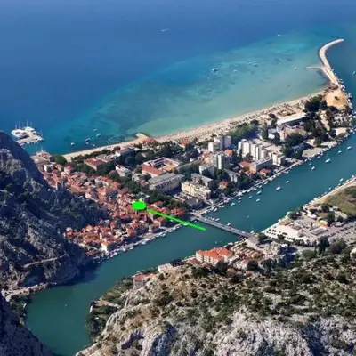 APARTMAN R.R. OMIŠ